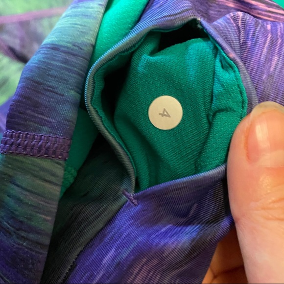 LAST CHANCE Lululemon time to shine tight - Picture 6 of 6